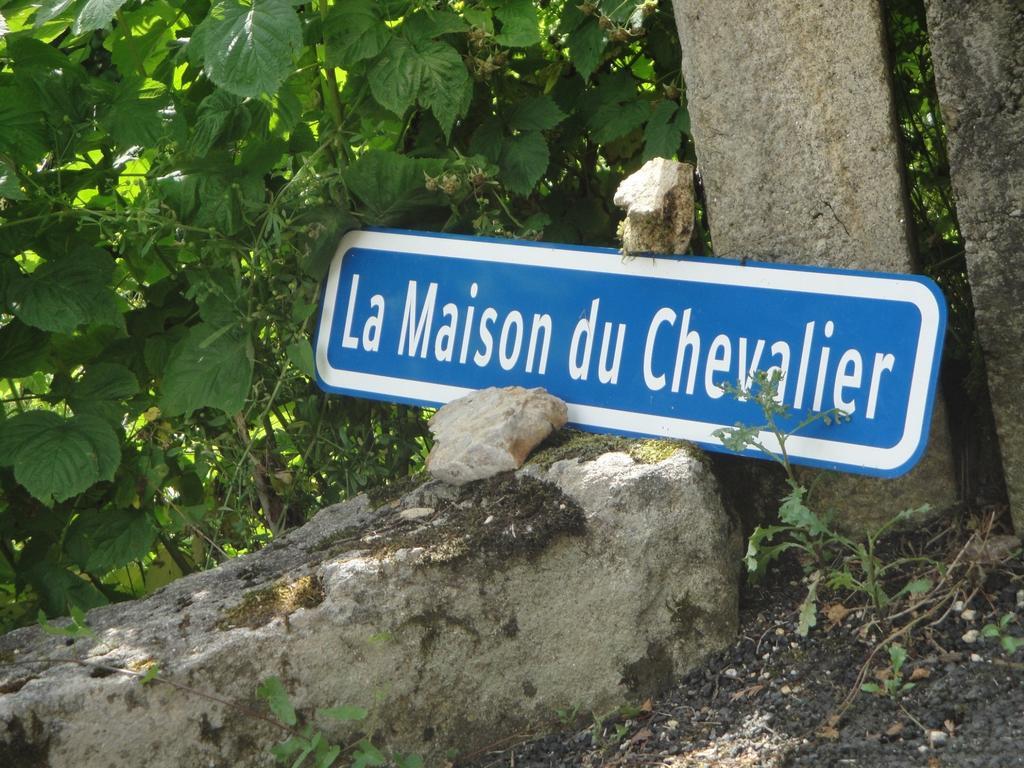La Maison Du Chevalier Marat Exterior photo